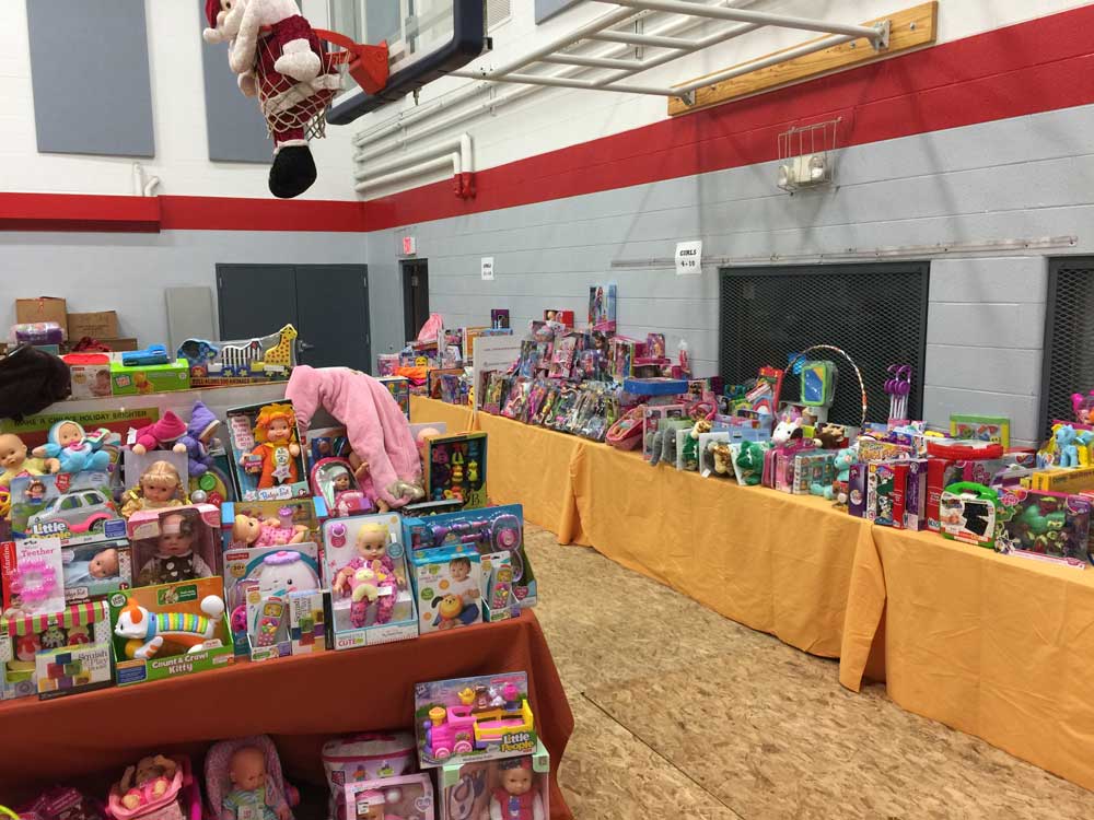 toys-for-tots-gym